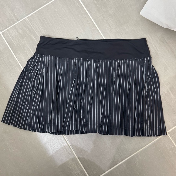 lululemon athletica Pleat to Street Skirt II - Picture 4 of 7